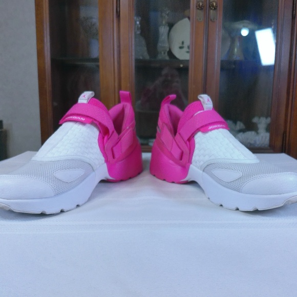 EUC Nike Air Jordan Runner LX Premium Heiress Woman's Sneakers Sz 8.5 COA Includ - Picture 6 of 13